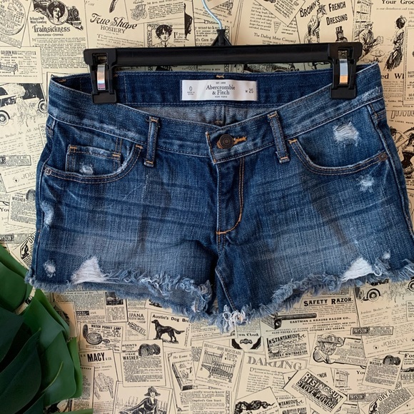 Abercrombie & Fitch Pants - Abercrombie & Fitch Destroyed Denim shorts 0 25
